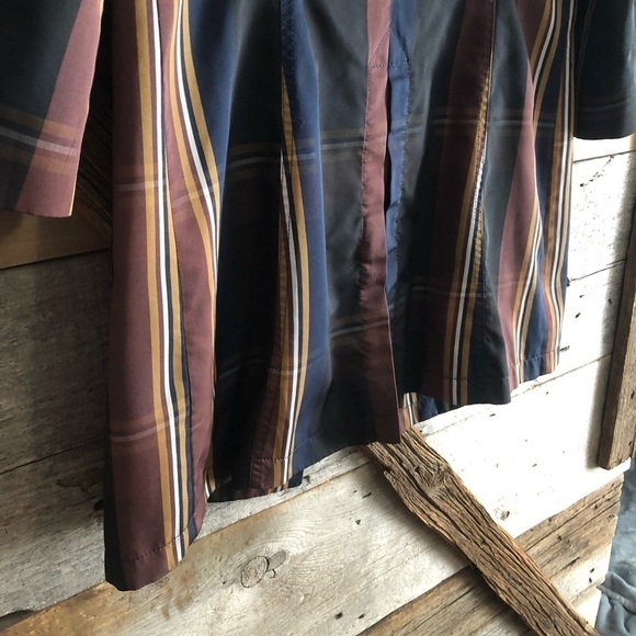 e.land Size Med Navy/Gold Plaid Spring Jacket - Picture 8 of 11